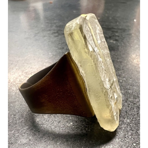 Fanex Eiffel Tower Adjustable Ring Made In Paris France Pressed Glass & Brass - Picture 5 of 7